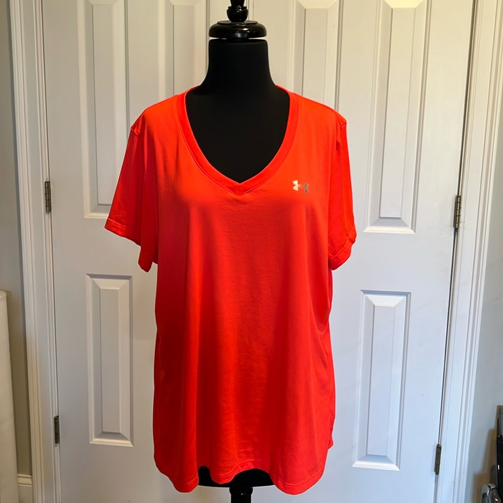 Under Armour Women's Red V-Neck Top